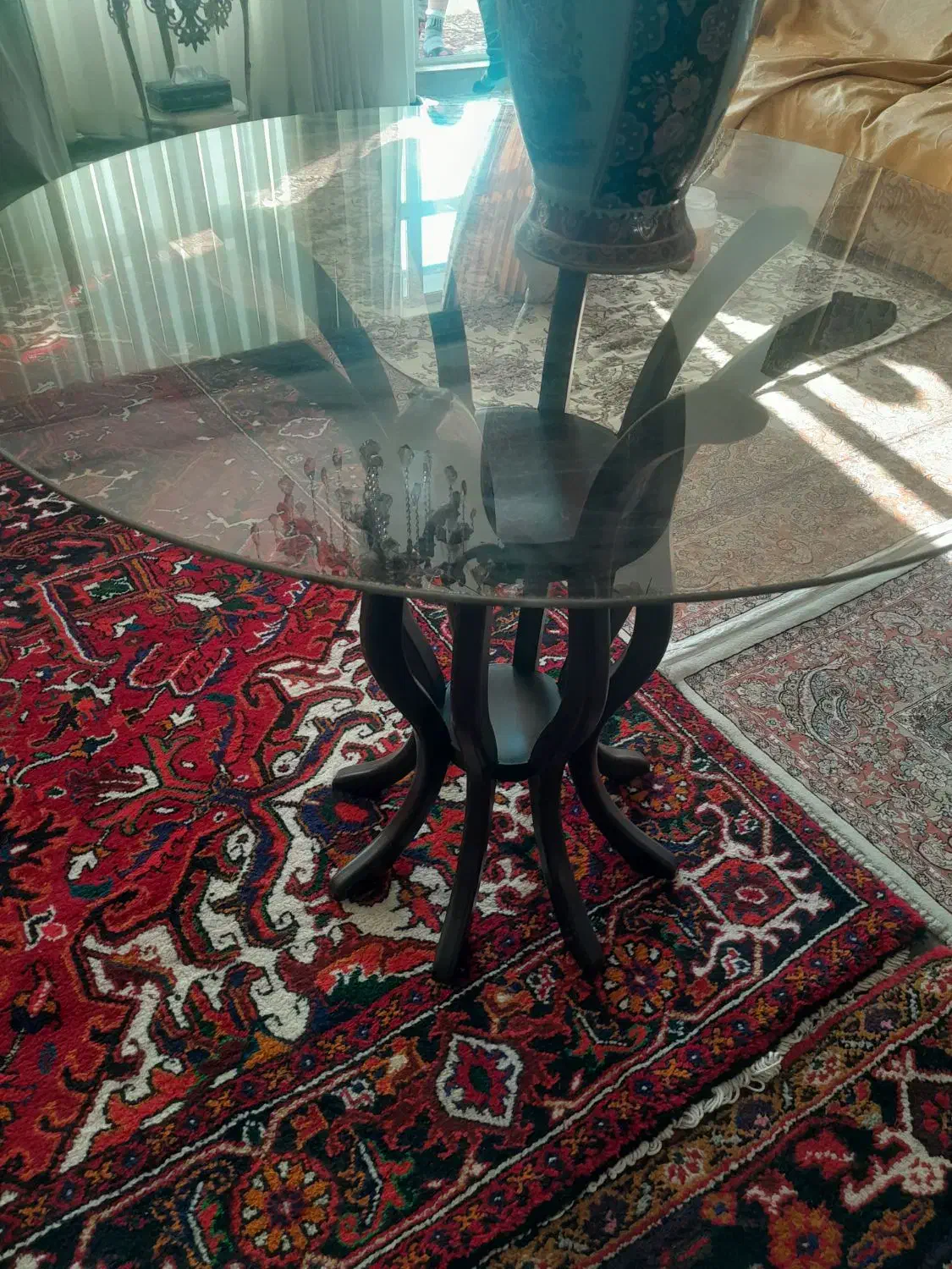 میز گرد طرح قارچ شیشه ای میز مستطیل طرح چوب|مبلمان خانگی و میز عسلی|تبریز, |دیوار