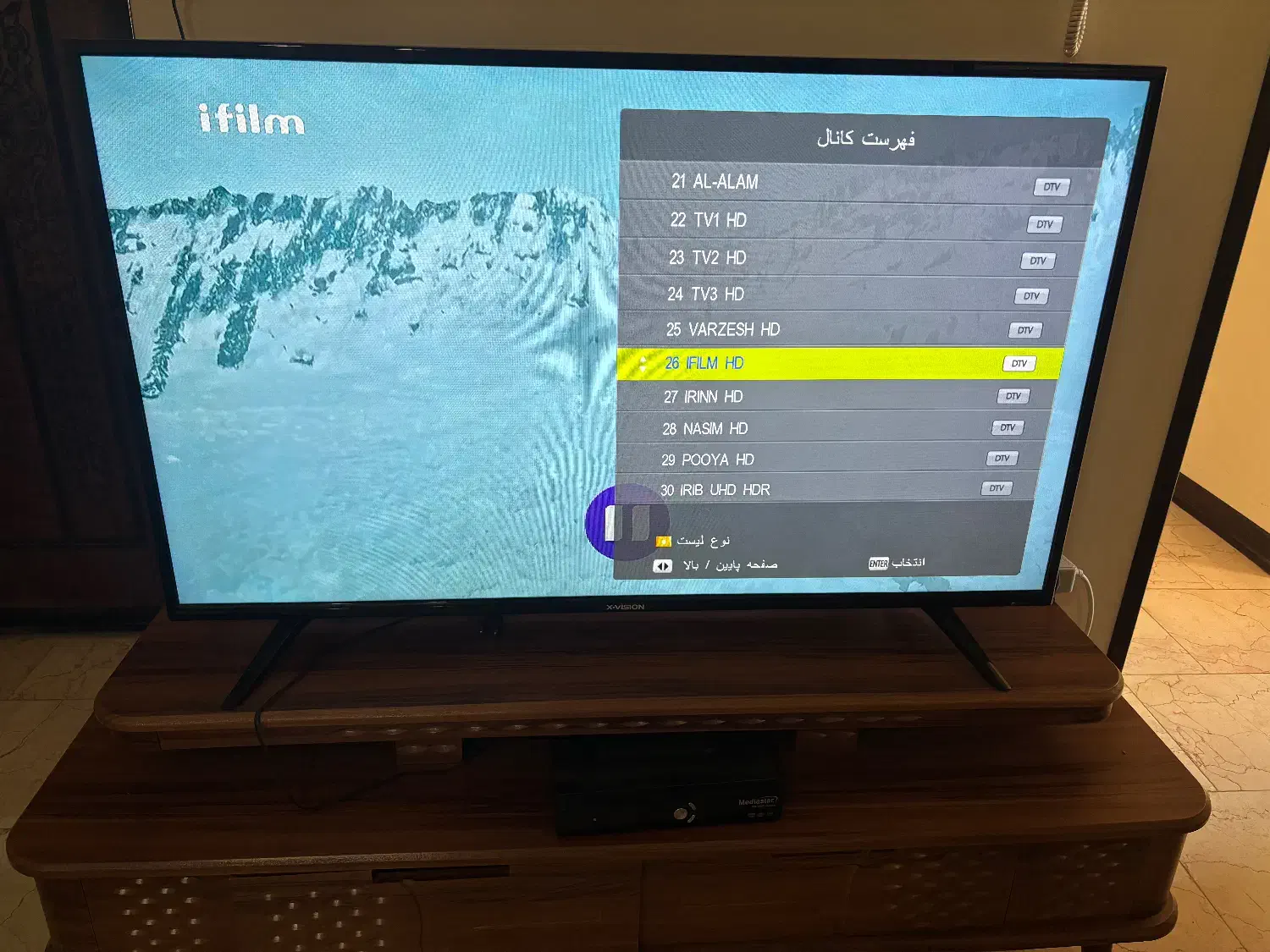 تلویزیون ۴۹ اینچ (ایکس ویژن)|تلویزیون و پروژکتور|ابهر, |دیوار