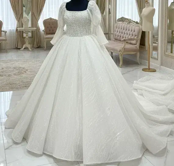 کرایه و فروش لباس عروس مناسب عقد فرمالیته|لباس|لنجان, |دیوار