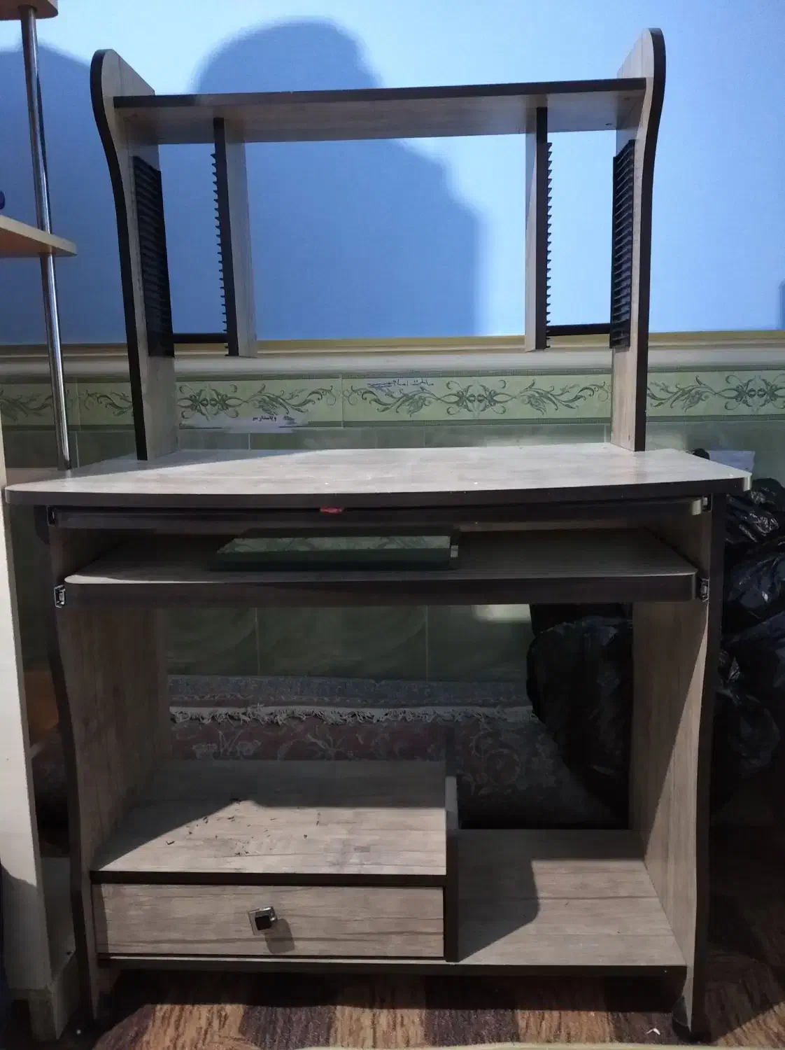 کمد دخترانه۲/۵۰۰ میزکامپیوتر۳/۵۰۰|میز تحریر و کامپیوتر|برازجان, |دیوار