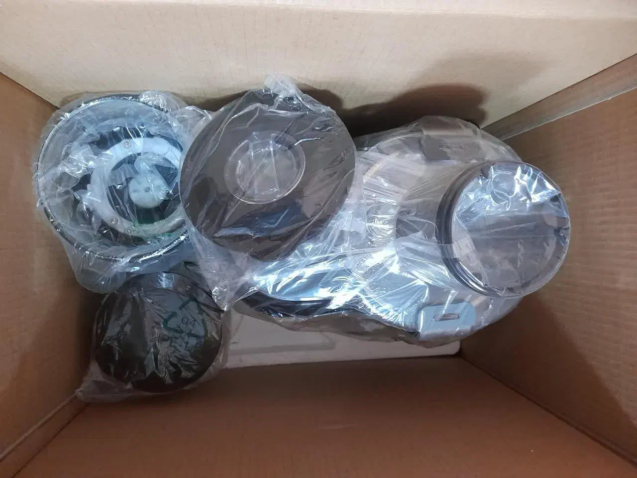 آبمیوه گیری ۴ کاره دلمونتی ایتالیا|سایر لوازم برقی|رشت, ساغری سازان|دیوار