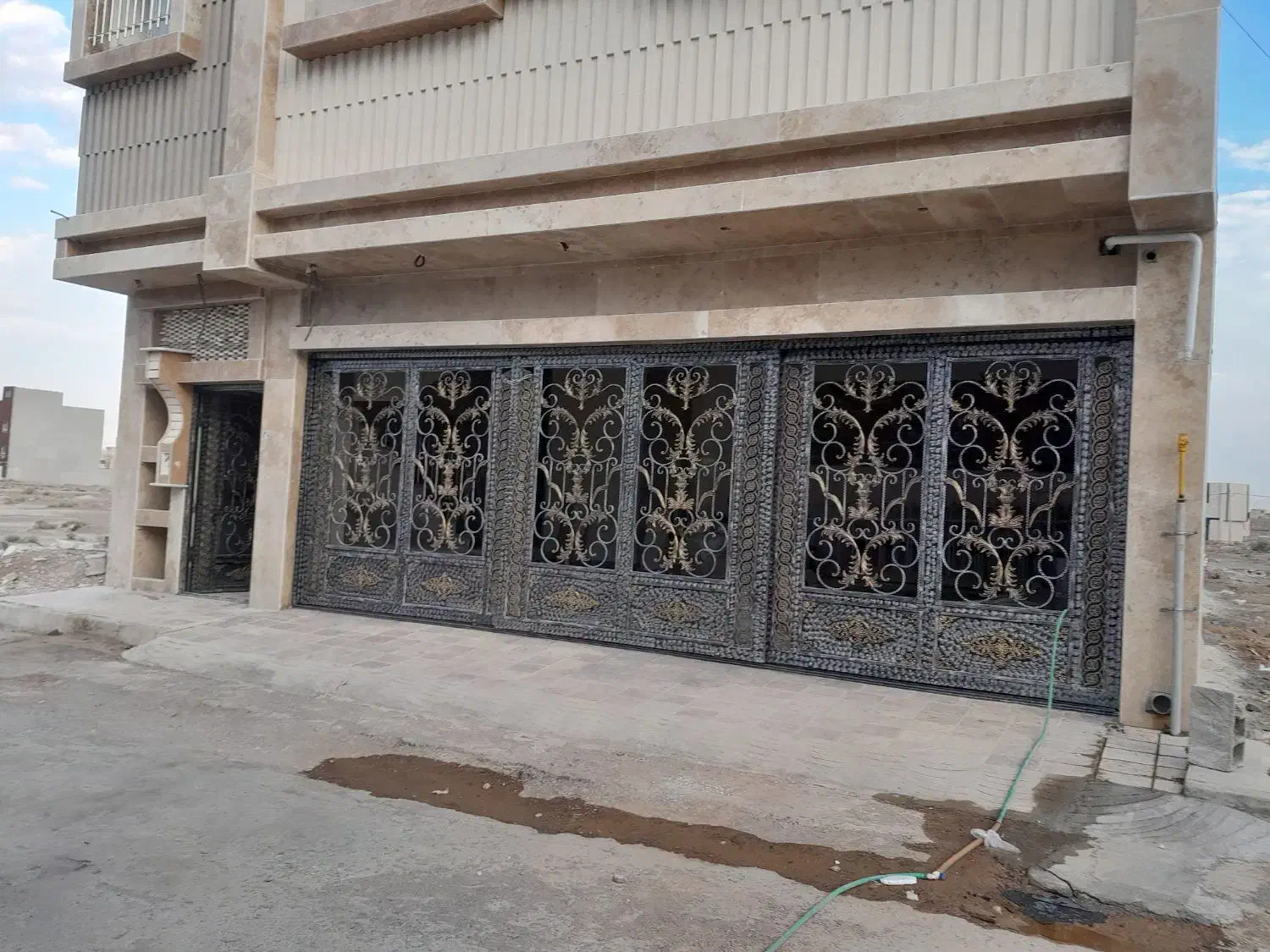 پیمانکاری وتخریب وبازسازی ساختمان|خدمات پیشه و مهارت|اصفهان, حسین‌آباد|دیوار