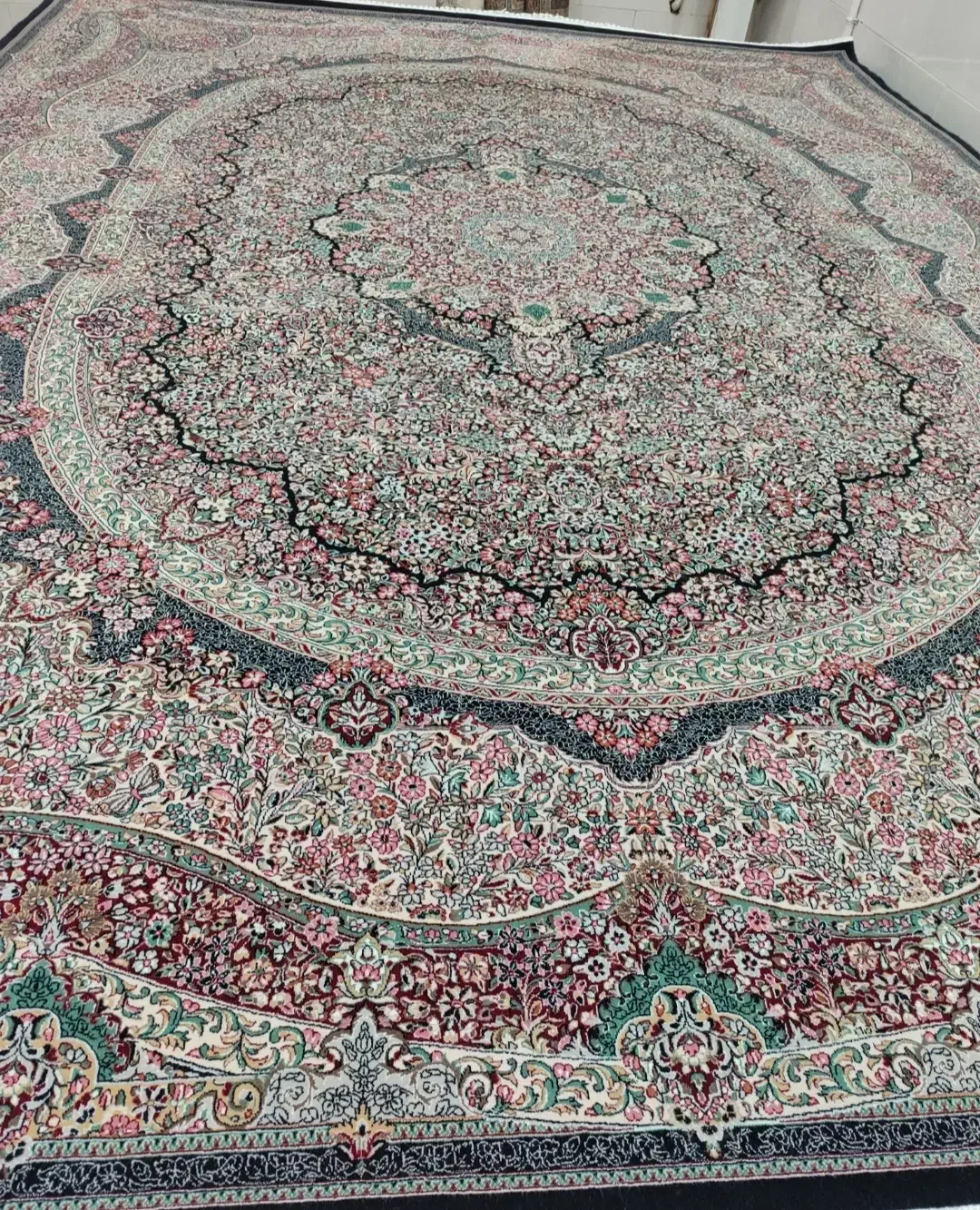 فرش ماشینی دست دوم درحدنو|فرش|طبس, |دیوار