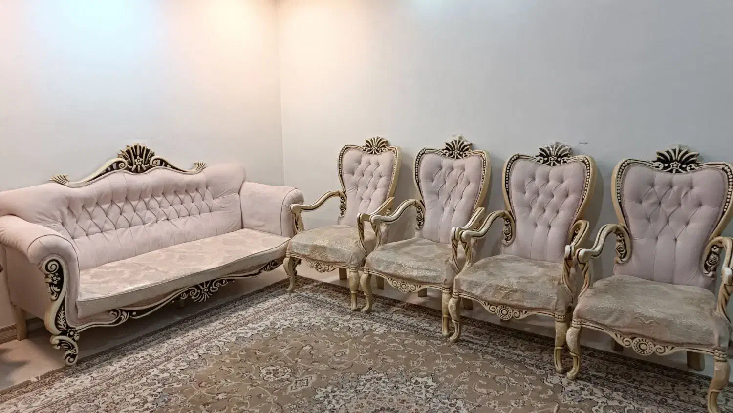 مبل کلاسیک هفت نفره|مبلمان خانگی و میز عسلی|ری, تقی آباد|دیوار