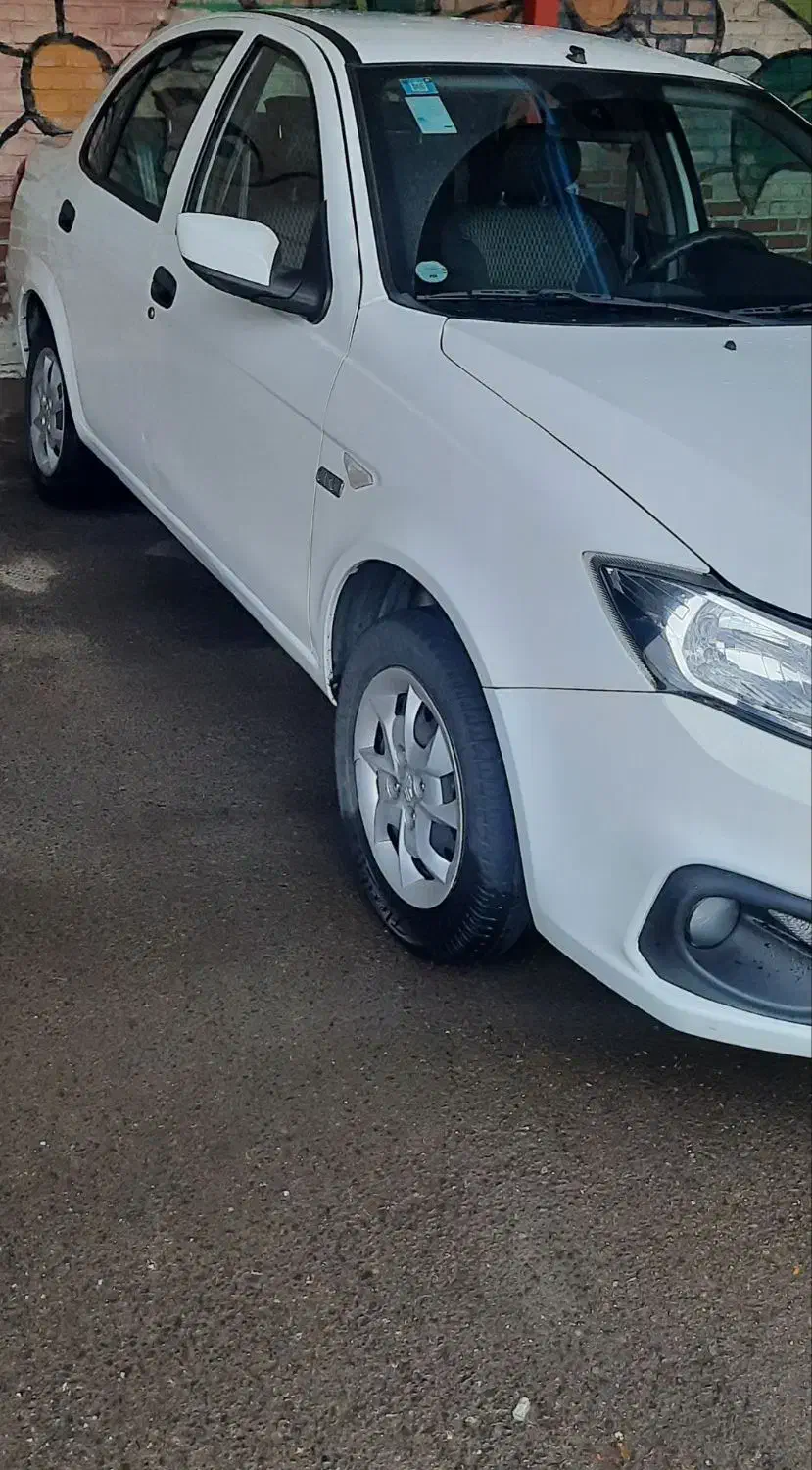 ساینا دوگانه کارخانه مدل 1402 کم کارکرد|خودرو سواری و وانت|تبریز, |دیوار