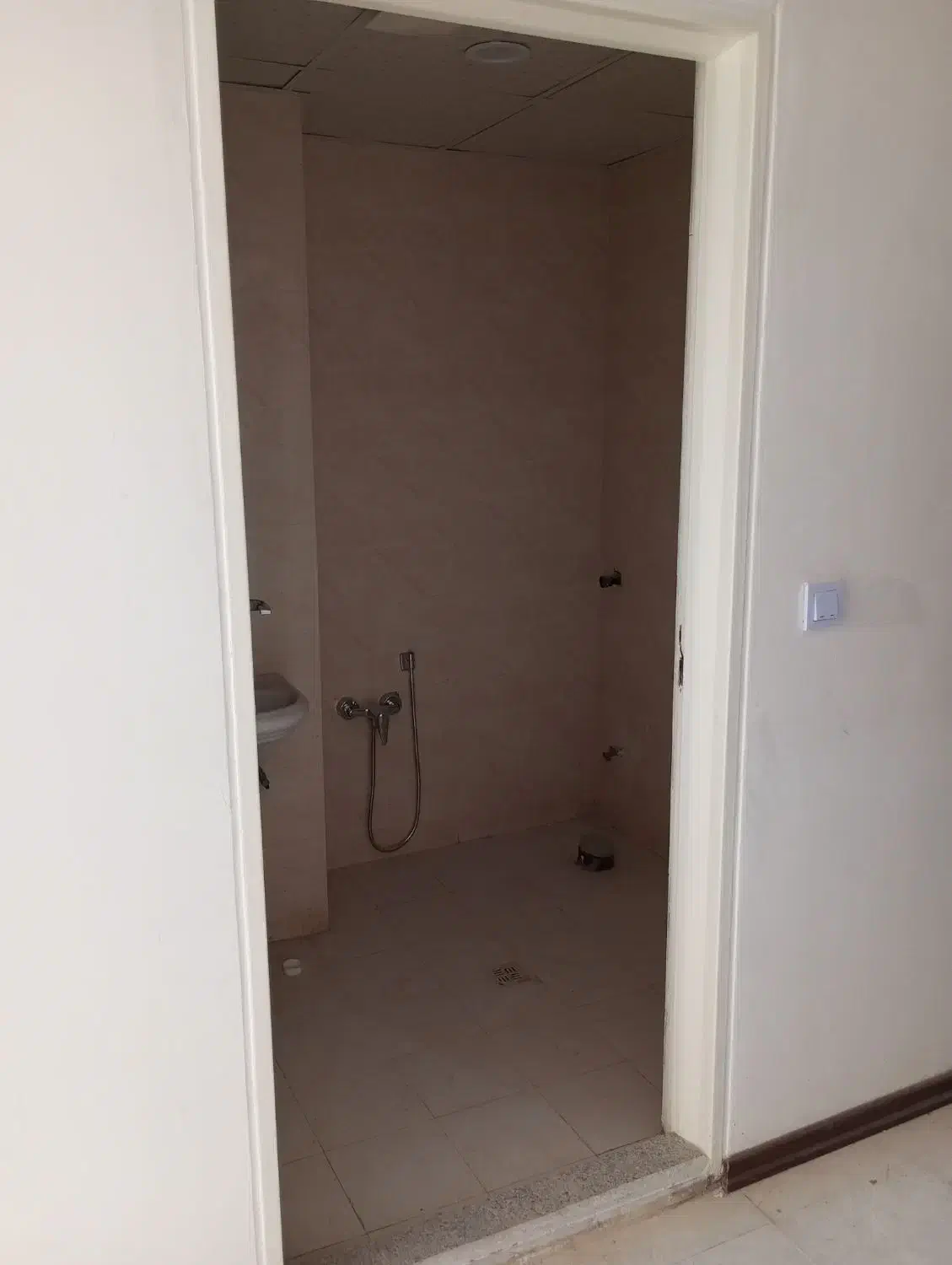 قابل سکونت درمتراژهای۵۶/۶۶/۷۶ کلیدنخورده|فروش آپارتمان|رباط‌کریم, مسکن مهر آبشناسان|دیوار