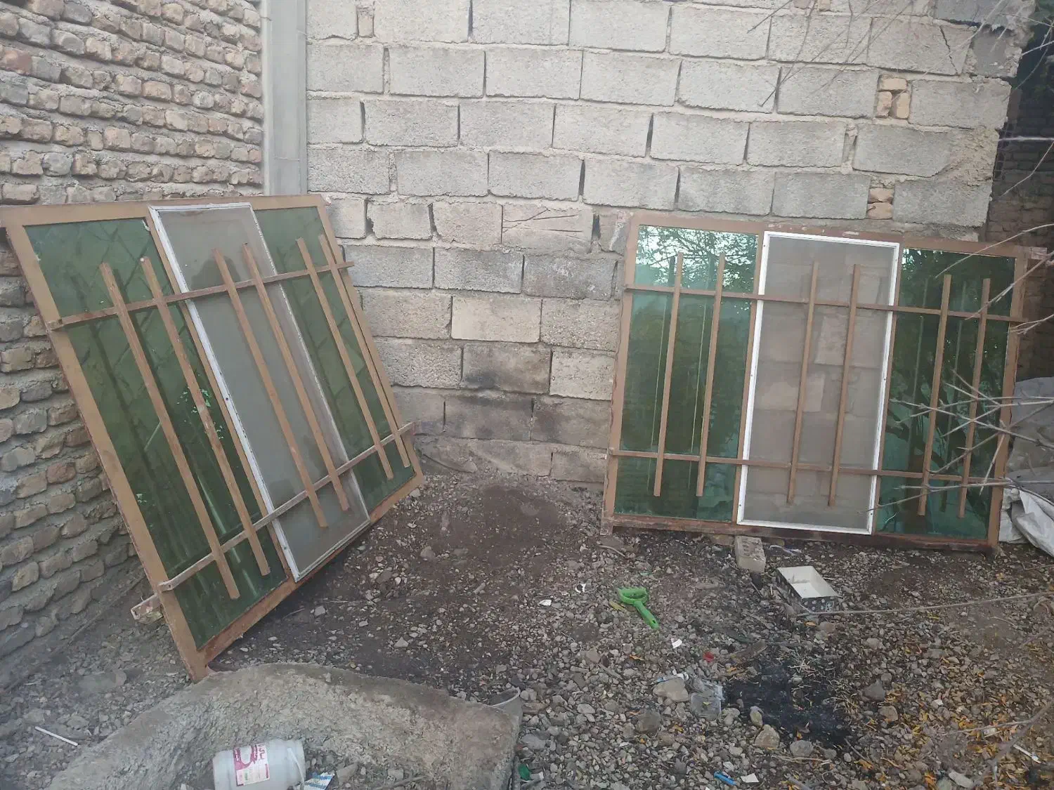 پنجره آهنی|مصالح و تجهیزات ساختمان|مینودشت, |دیوار