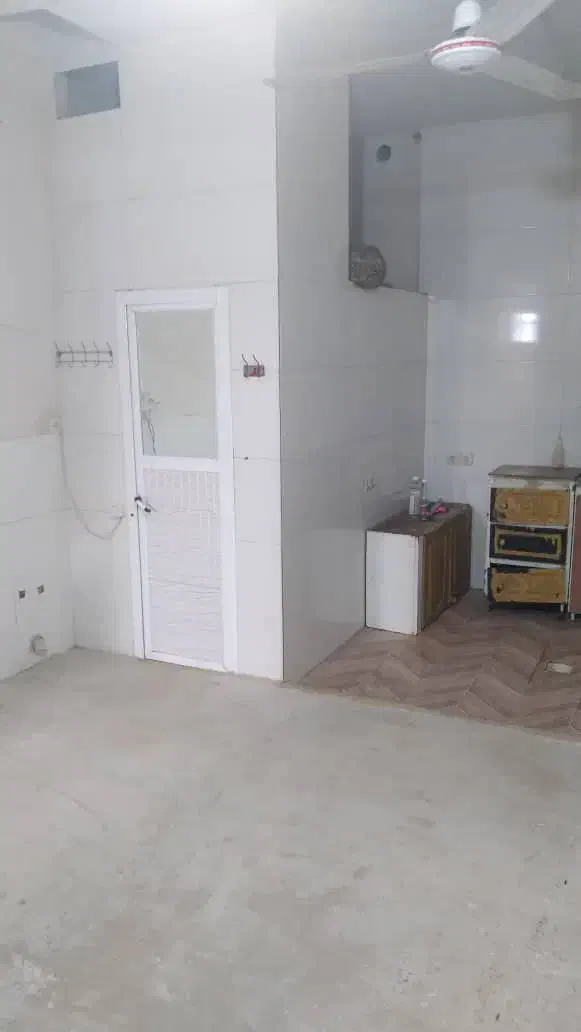 اجاره مغازه 75متر جرسقان بررو برگزار دارای سوییت|اجارهٔ مغازه و غرفه|شیراز, سلطان آباد|دیوار