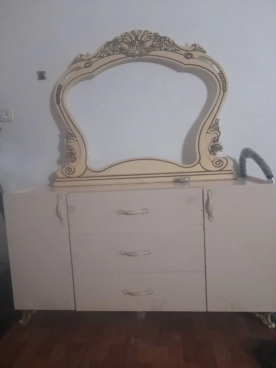 کنسول|بوفه، ویترین، کنسول|اردبیل, |دیوار