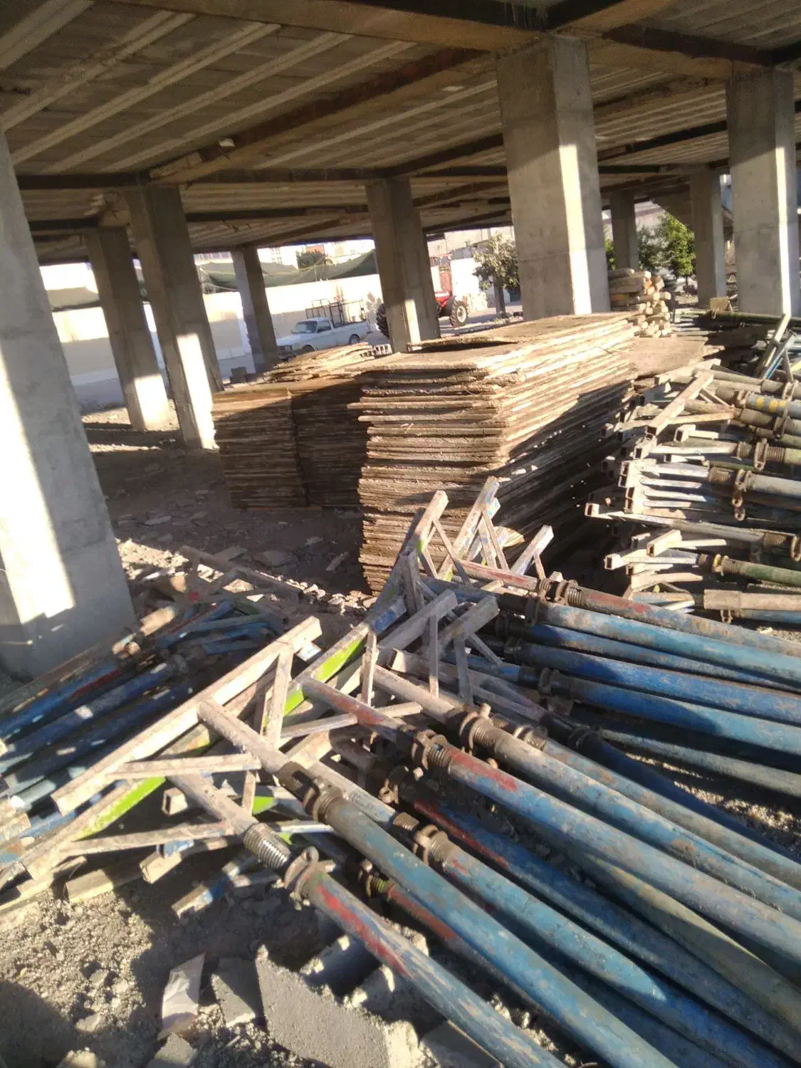 ابزار ساختمانی|مصالح و تجهیزات ساختمان|دهدشت, |دیوار