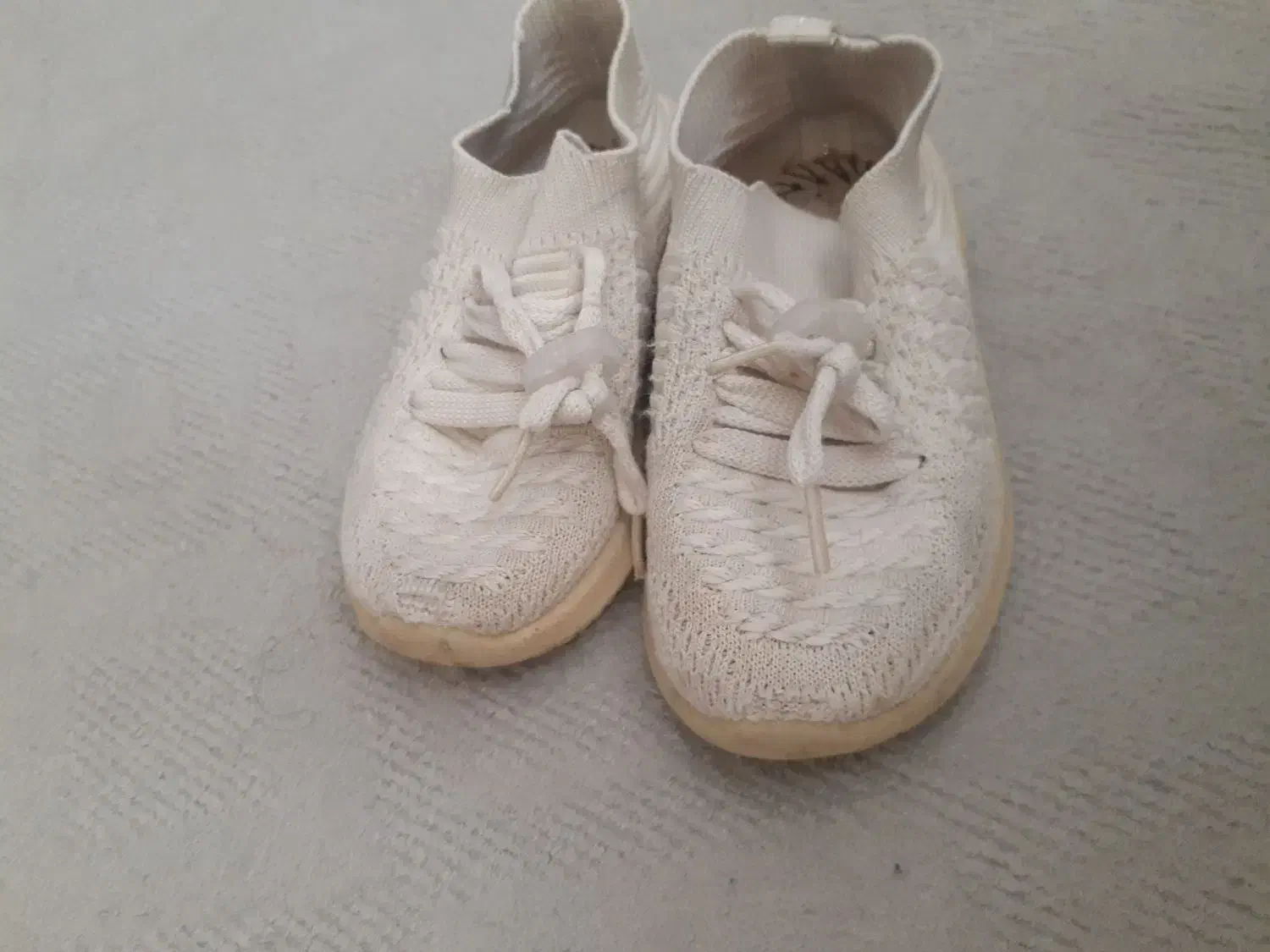 کفش و کیف|کیف، کفش، کمربند|مراغه, |دیوار