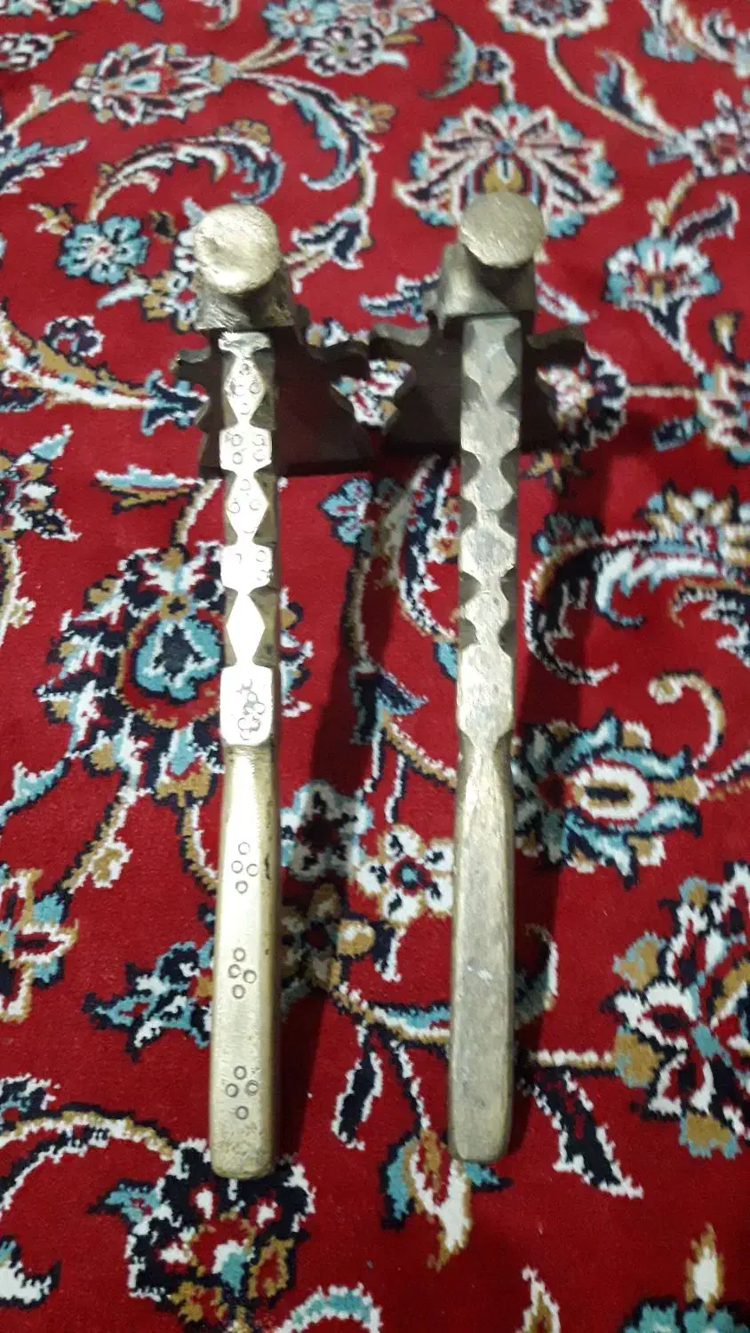 قند شکن برنجی قاجاری|کلکسیون اشیاء عتیقه|قزوین, |دیوار