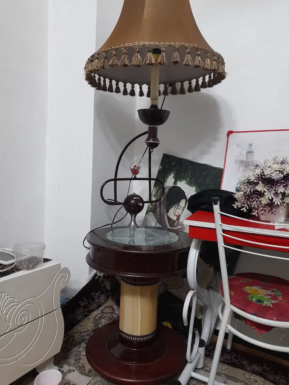 برج ایفل و چراغ خواب|چراغ خواب و آباژور|بندر دیر, |دیوار