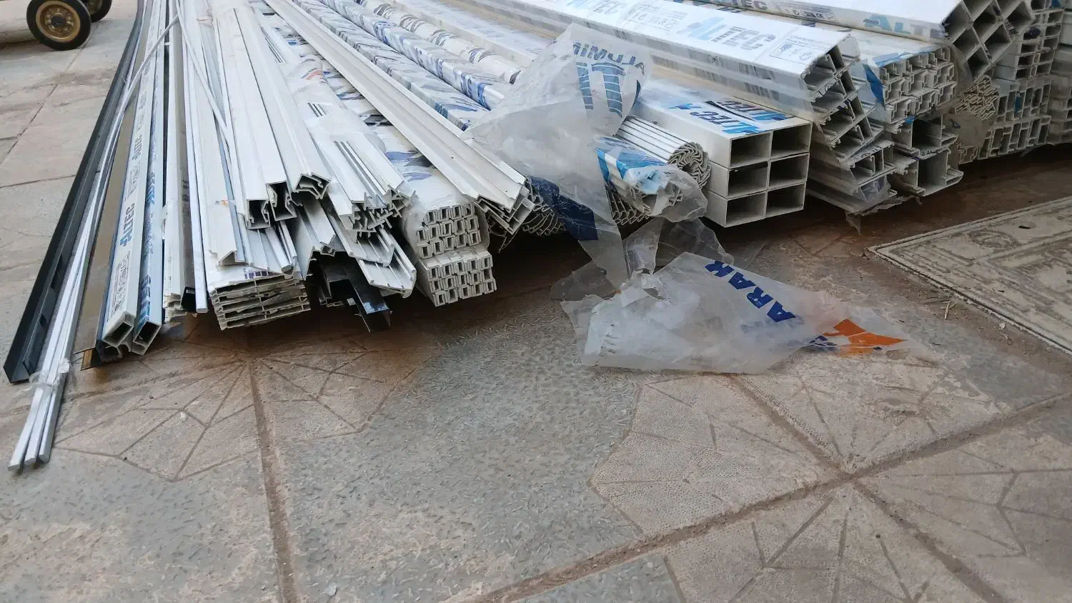 پروفیل آلومینیم آلتک پیمان|مصالح و تجهیزات ساختمان|هرند, |دیوار