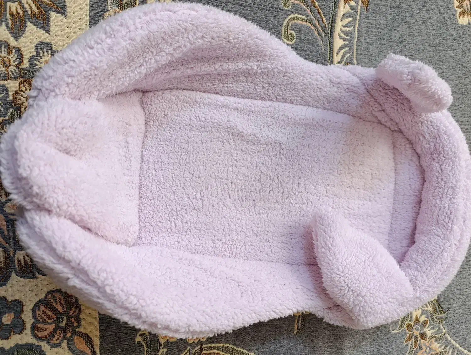 آغوشی نوزاد دخترانه|اسباب و اثاث بچه|قم, محمد آباد|دیوار