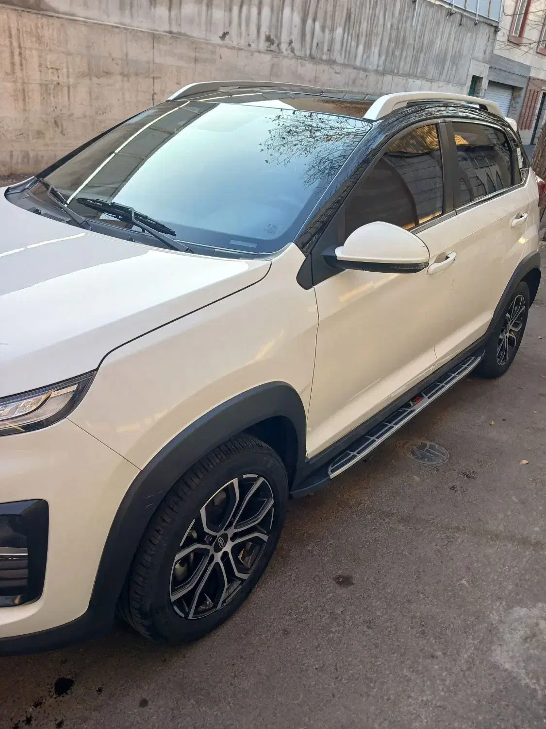 ایکس ۲۲ پرو اتوماتیک فول مدل ۱۴۰۱ در حد صفر|خودرو سواری و وانت|قم, سعادتی|دیوار