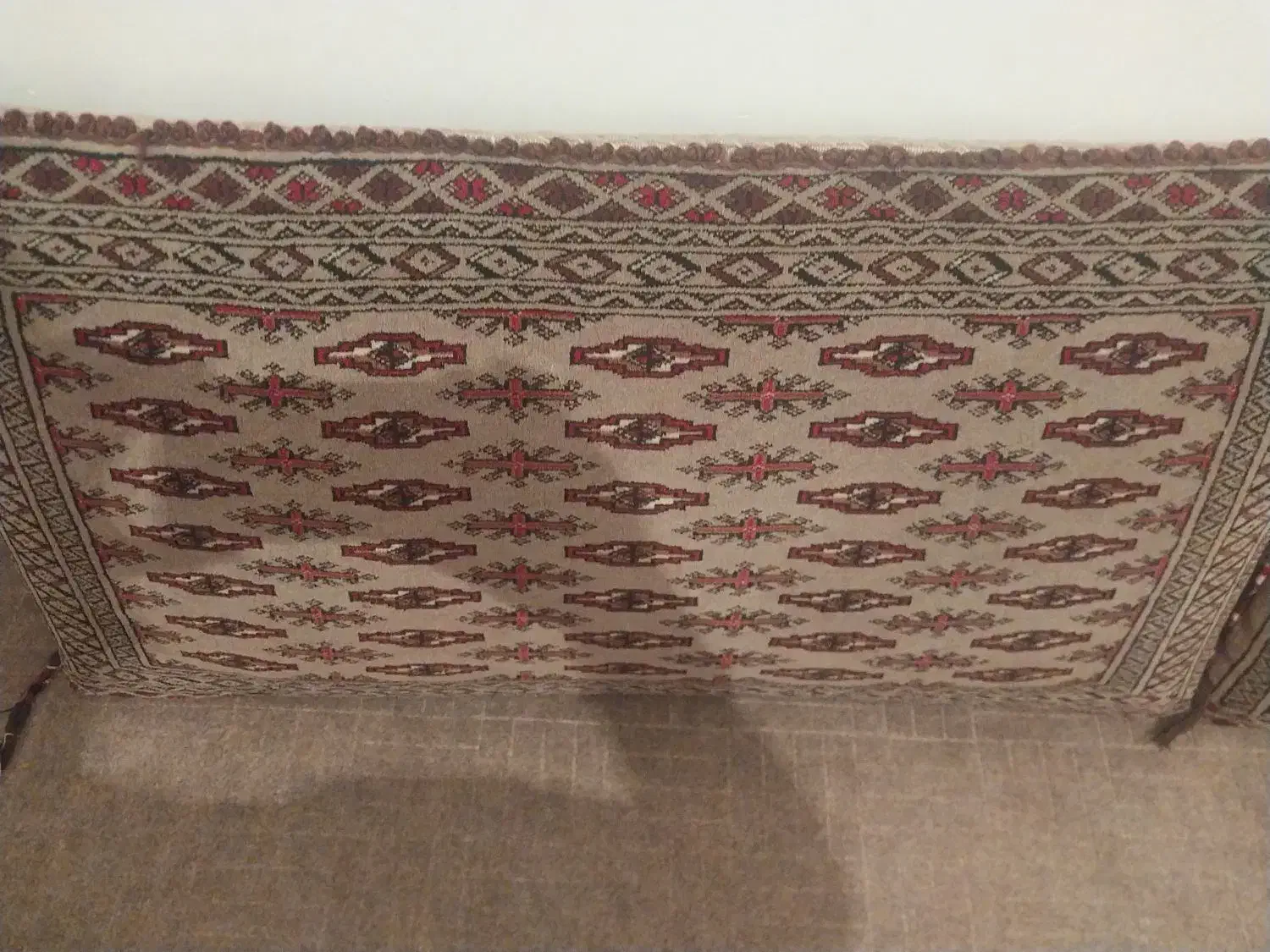 پشتی در حد نو|پشتی|مرزن‌آباد, |دیوار