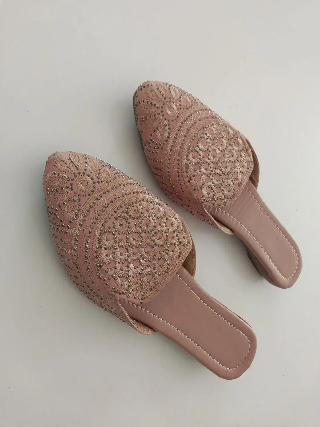 صندل رو فرشی جیر|کیف، کفش، کمربند|اصفهان, ستار|دیوار