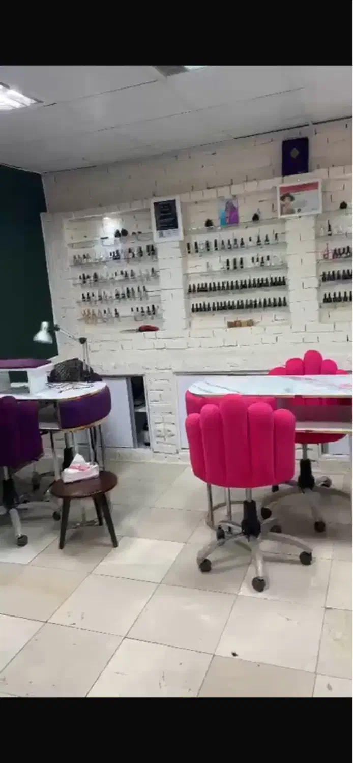 نیازمند ناخنکار|استخدام درمانی، زیبایی، بهداشتی|سیرجان, |دیوار