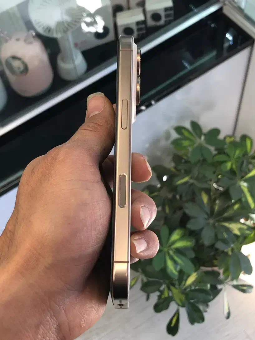 ایفون ۱۶ پرو|موبایل|همدان, |دیوار