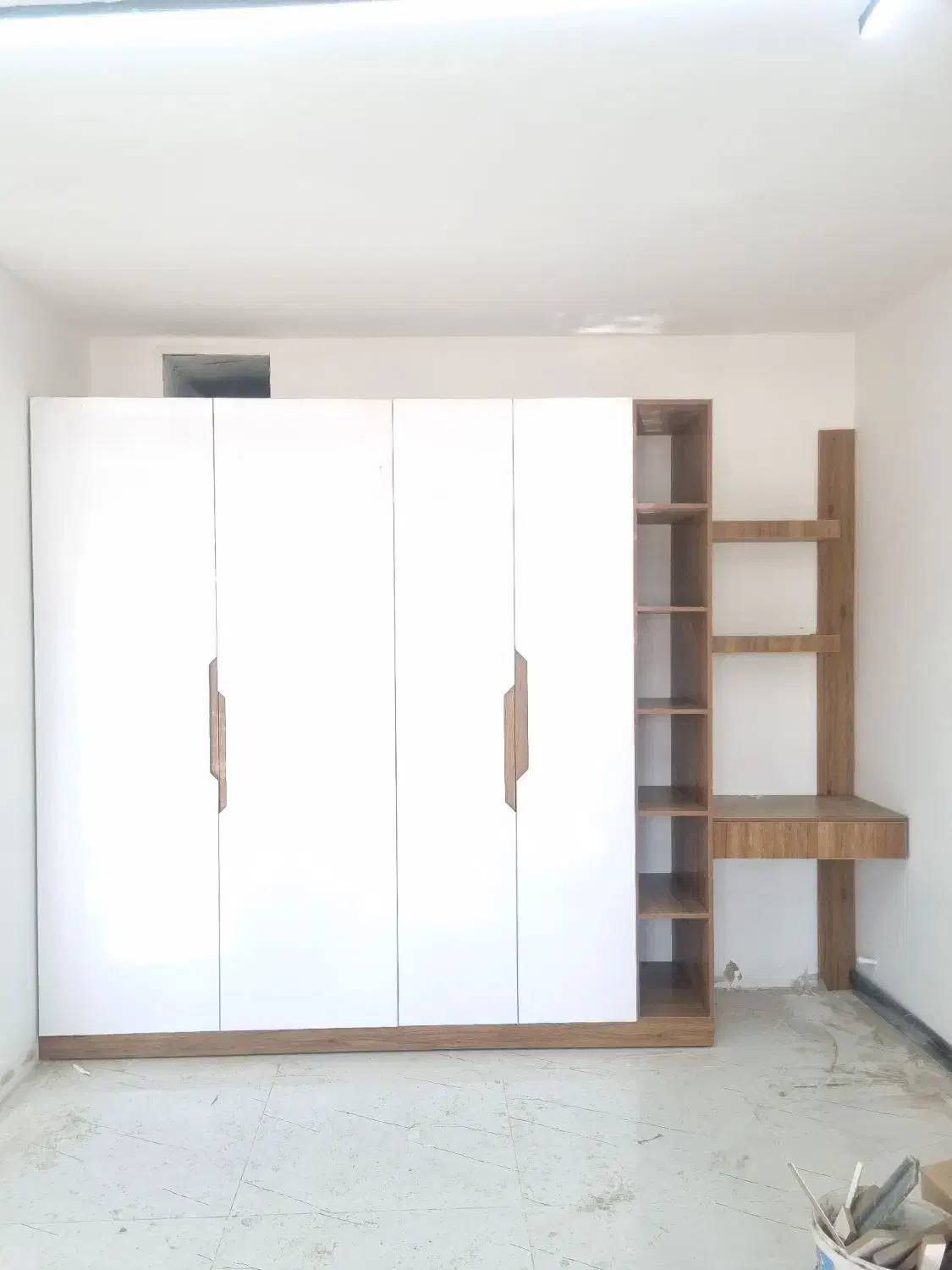 کابینت و کمددیواری درب چوبی ۳۷۰۰|خدمات پیشه و مهارت|کرمان, |دیوار