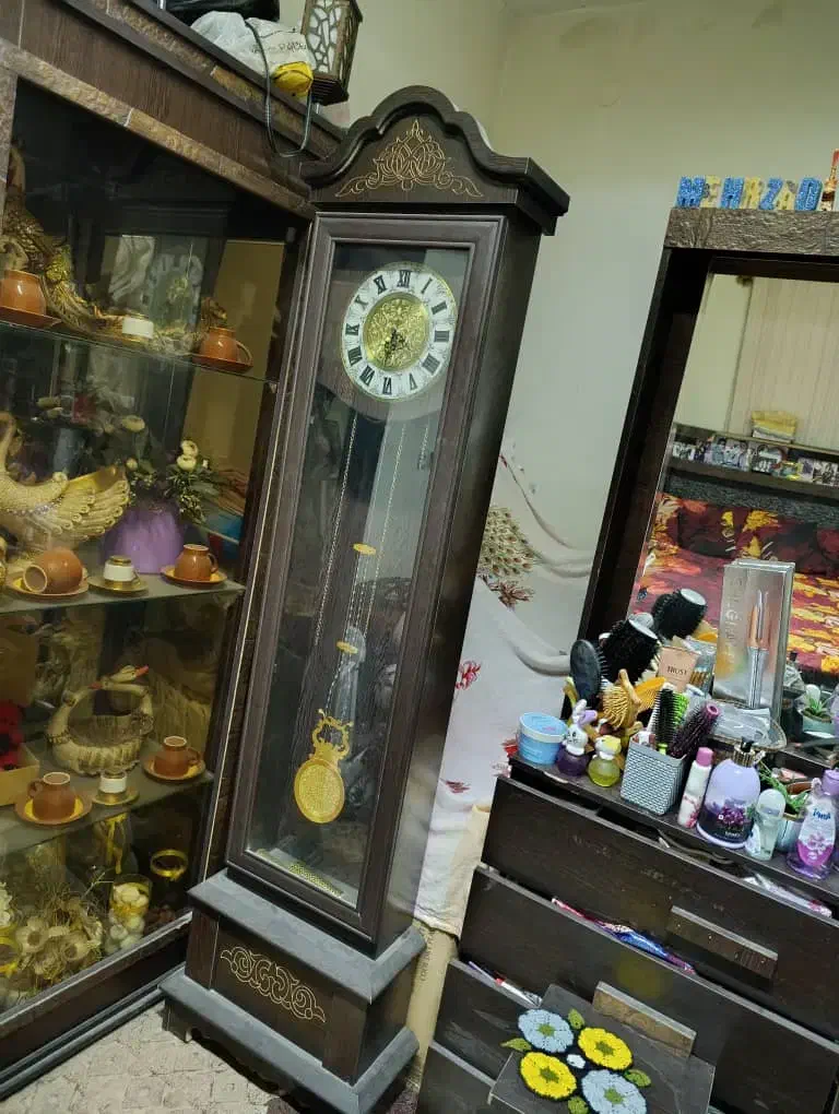 ساعت تمام mdf در حد نو|صنایع دستی و سایر لوازم تزئینی|شیراز, تندگویان|دیوار