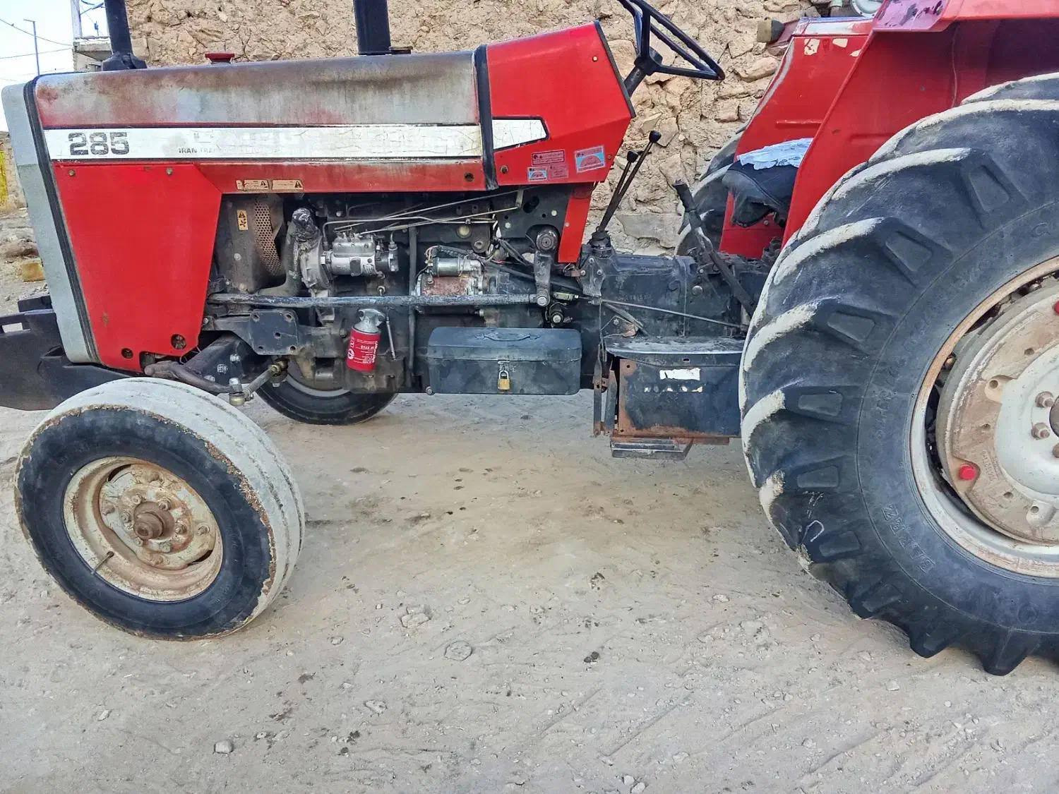 تراکتور ۲۸۵|خودرو سنگین|کنگاور, |دیوار