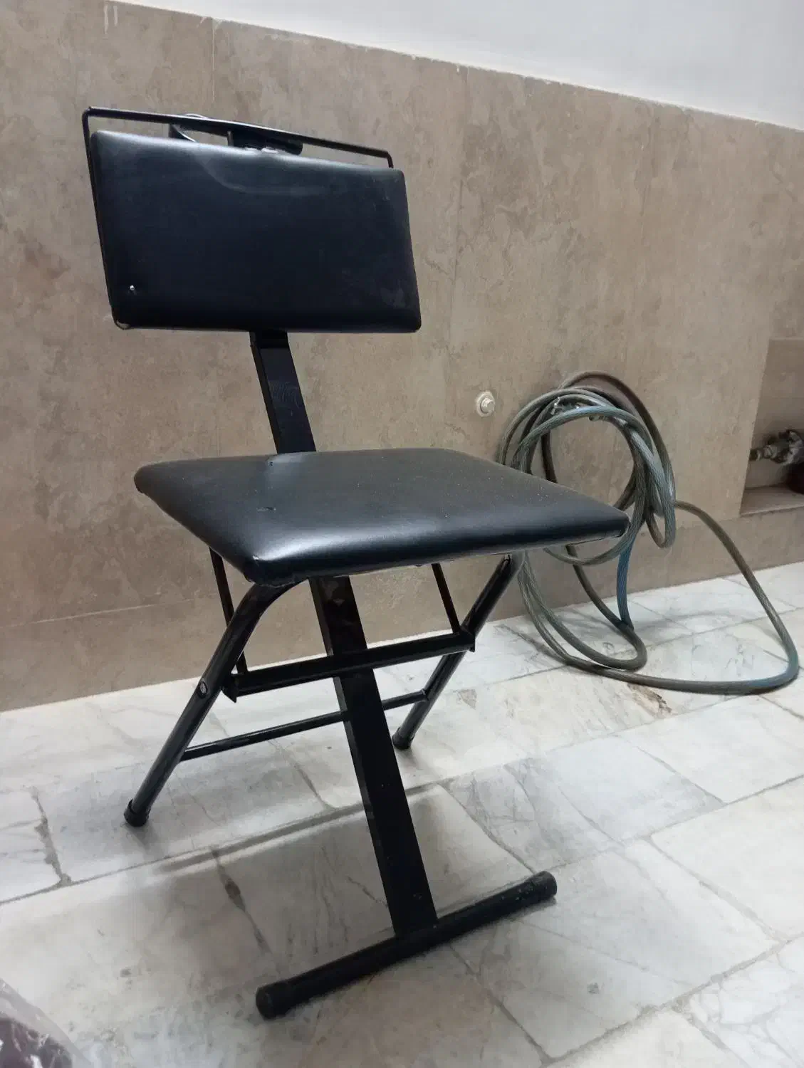 صندلی تاشو|صندلی و نیمکت|قم, نیروگاه|دیوار