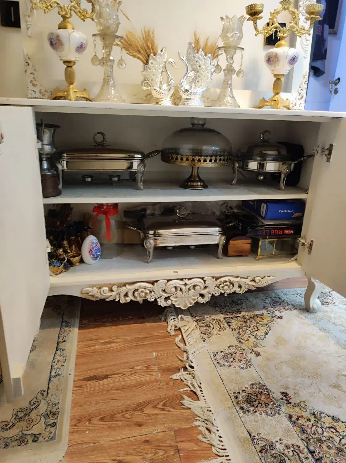 میز اینه و کنسول و شمعدان|بوفه، ویترین، کنسول|تهران, وحیدیه|دیوار