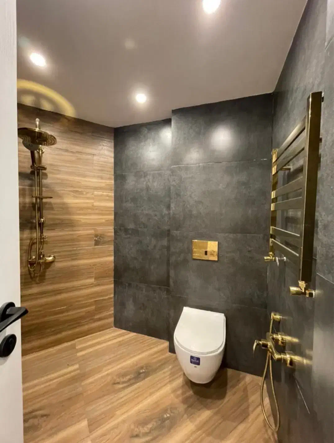 ۱۹۰ مدرن جنگلی با تراس بزرگ و ویوی بی‌نظیر|فروش آپارتمان|لاهیجان, شیخ زاهد|دیوار