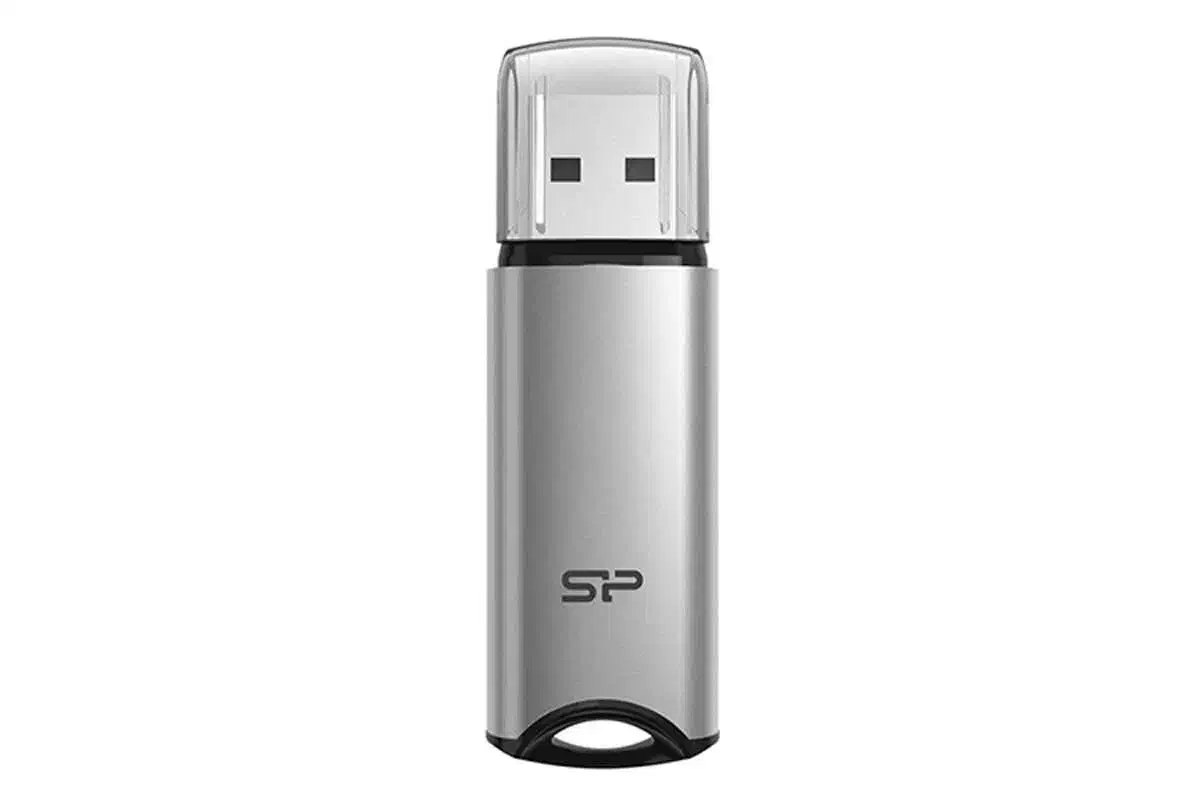 فلش USB پیدا شده|اشیا|قم, چهار مردان|دیوار