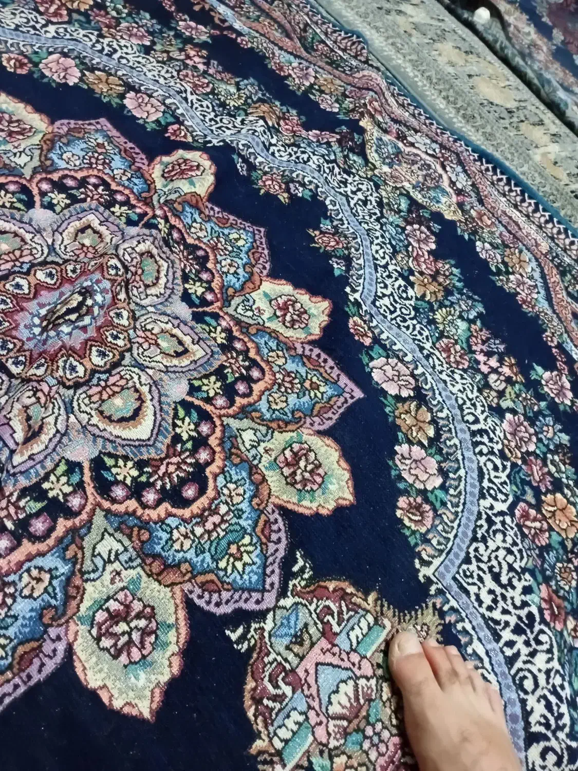 جارو دستی|فرش|بجنورد, |دیوار
