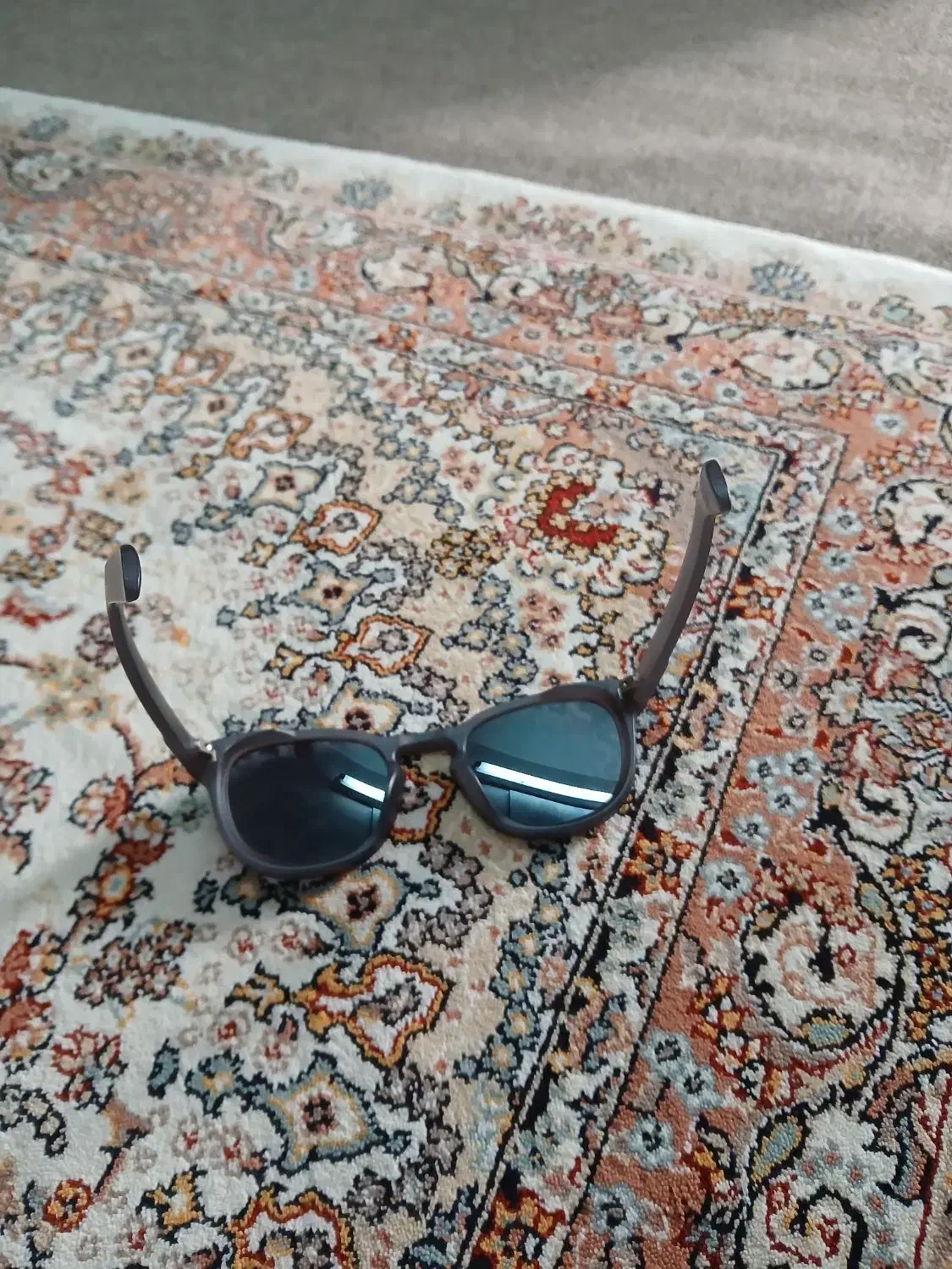 دوعینک سالم یک عدد اسپرت و یک عدد عینک طبی زنانه|زیورآلات و اکسسوری|قدس, شهر‌قدس|دیوار