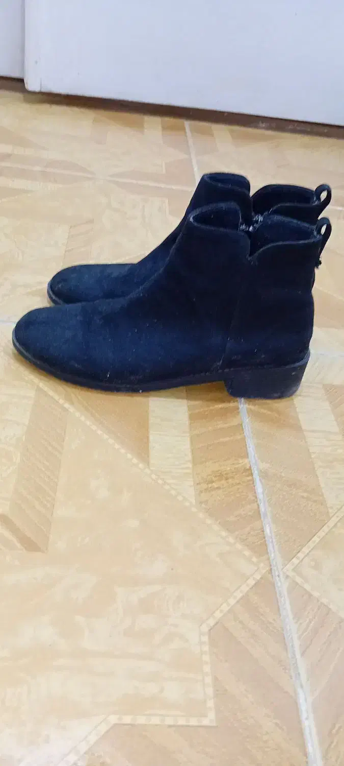 کفش|کیف، کفش، کمربند|ایلام, |دیوار