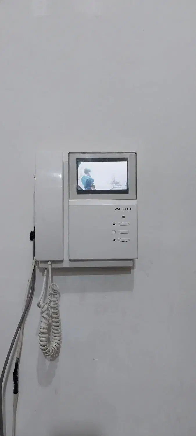 آیفون آلدو4اینچ تصویری حافظه دار زیر قیمت|صوتی و تصویری|بم, |دیوار