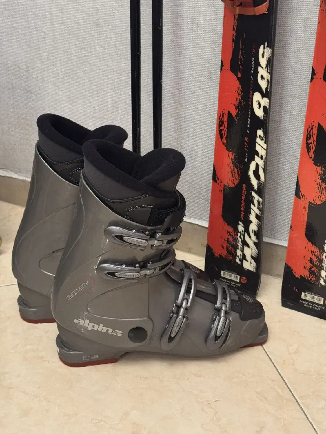 ست اسکی روسیگنال قد چوب ۱۷۵ و سایز بوت ۴۵ ۴۶|ورزش‌های زمستانی|تهران, سلسبیل شمالی|دیوار