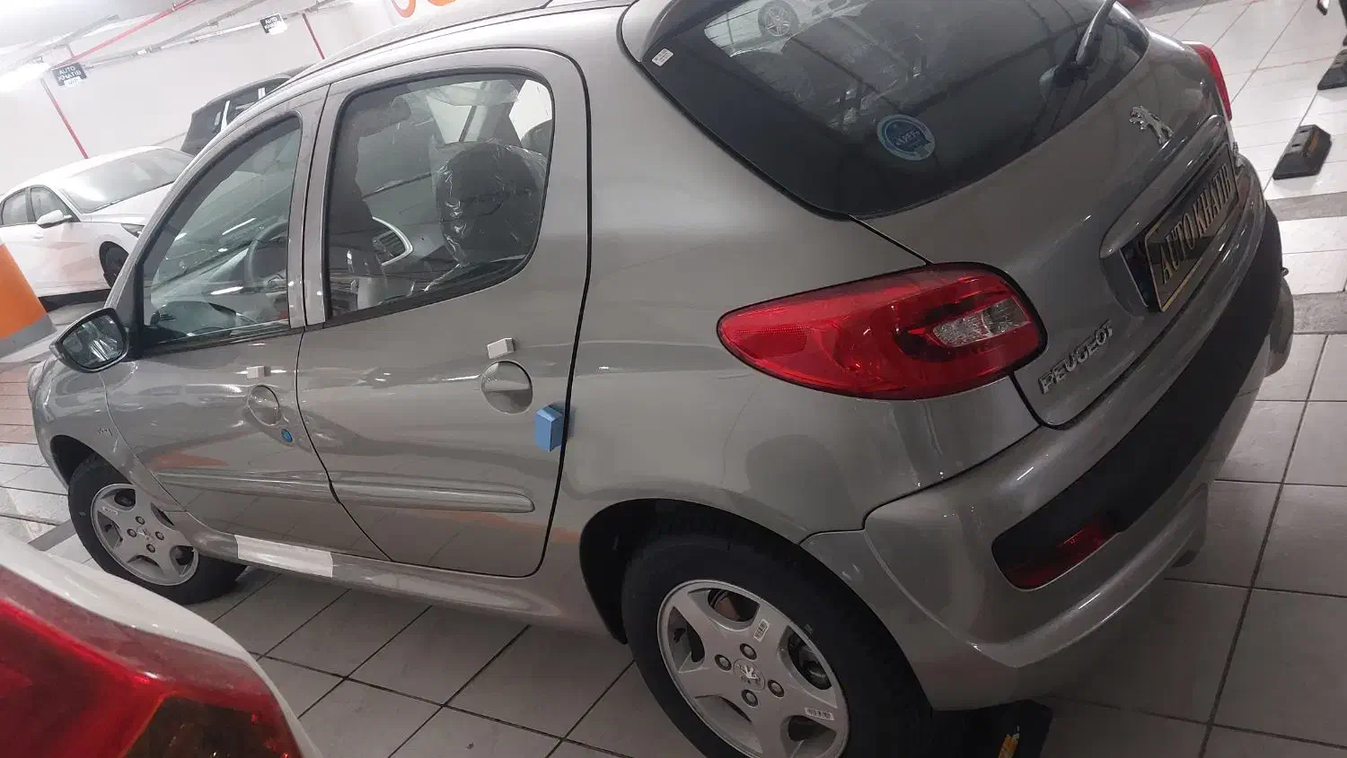 ۲۰۷ تیتانیوم اتومات سقف فلز (نقد واقساط سند بنام)|خودرو سواری و وانت|تهران, حصار بوعلی|دیوار