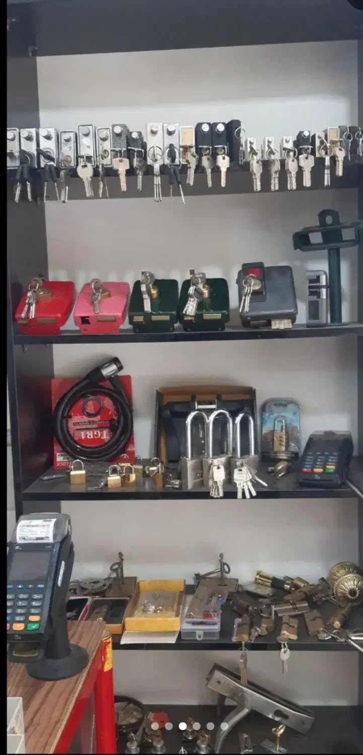 کلید سازی کپی ریموت قفل سازی|خدمات پیشه و مهارت|قم, زنبیل آباد|دیوار