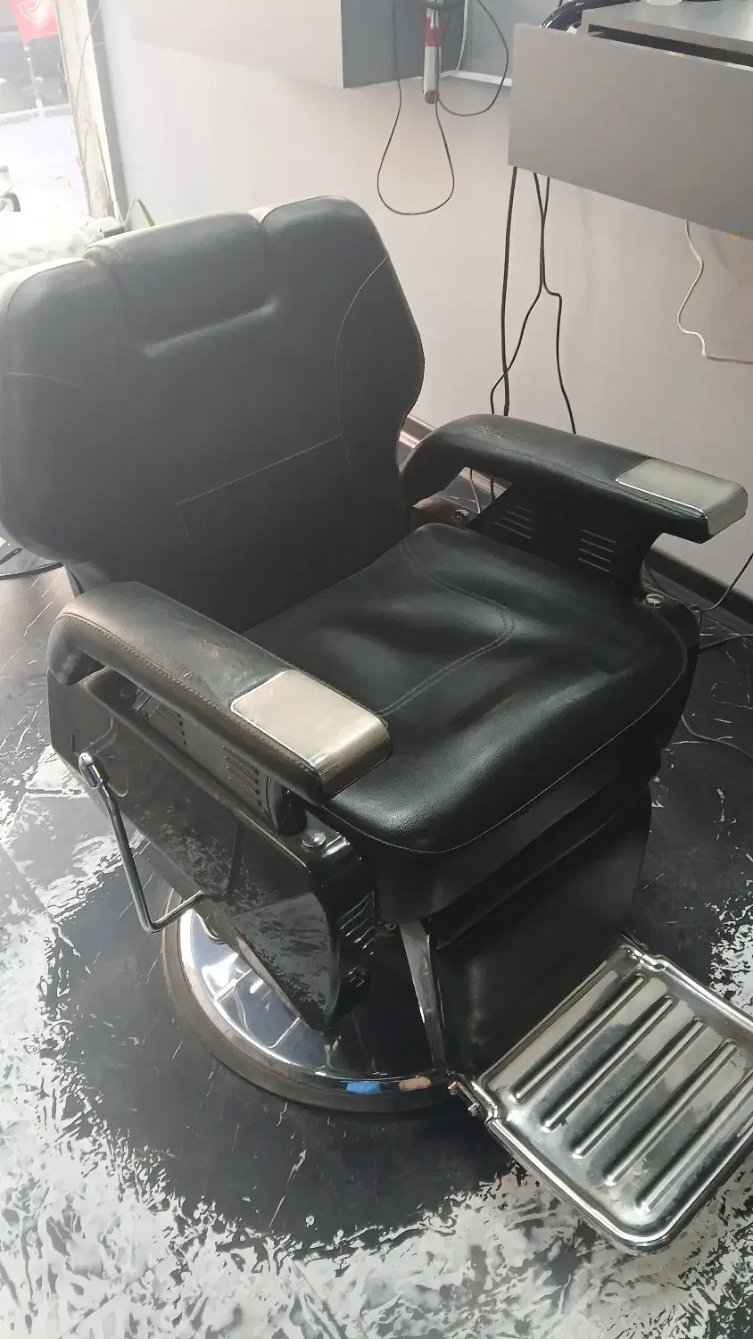 صندلی اریشگاه در حد نو|آرایشگاه و سالن‌های زیبایی|فردیس, طالقانی|دیوار