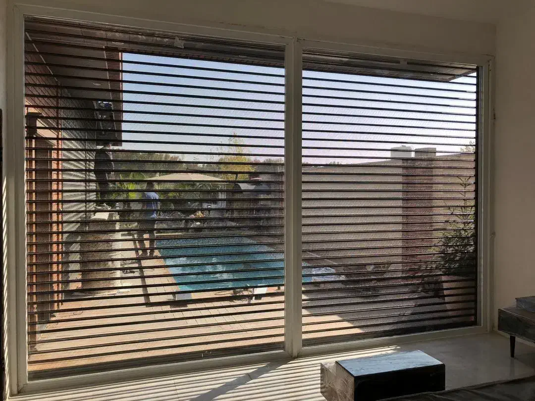 کرکره فولادی ضد سرقت،کرکره برقی فولادی ،کرکره پانچ|مصالح و تجهیزات ساختمان|کرج, شهرک اوج|دیوار