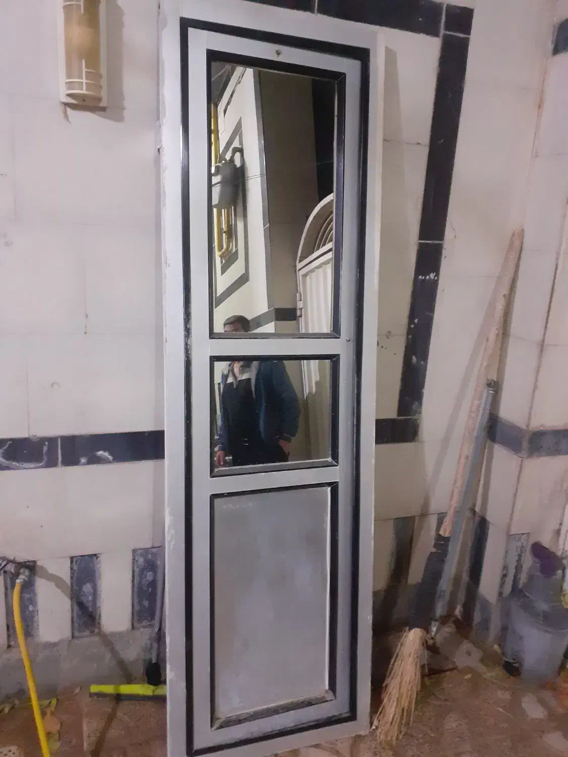 درب آلمینیوم حمام|لوازم سرویس بهداشتی|الشتر, |دیوار