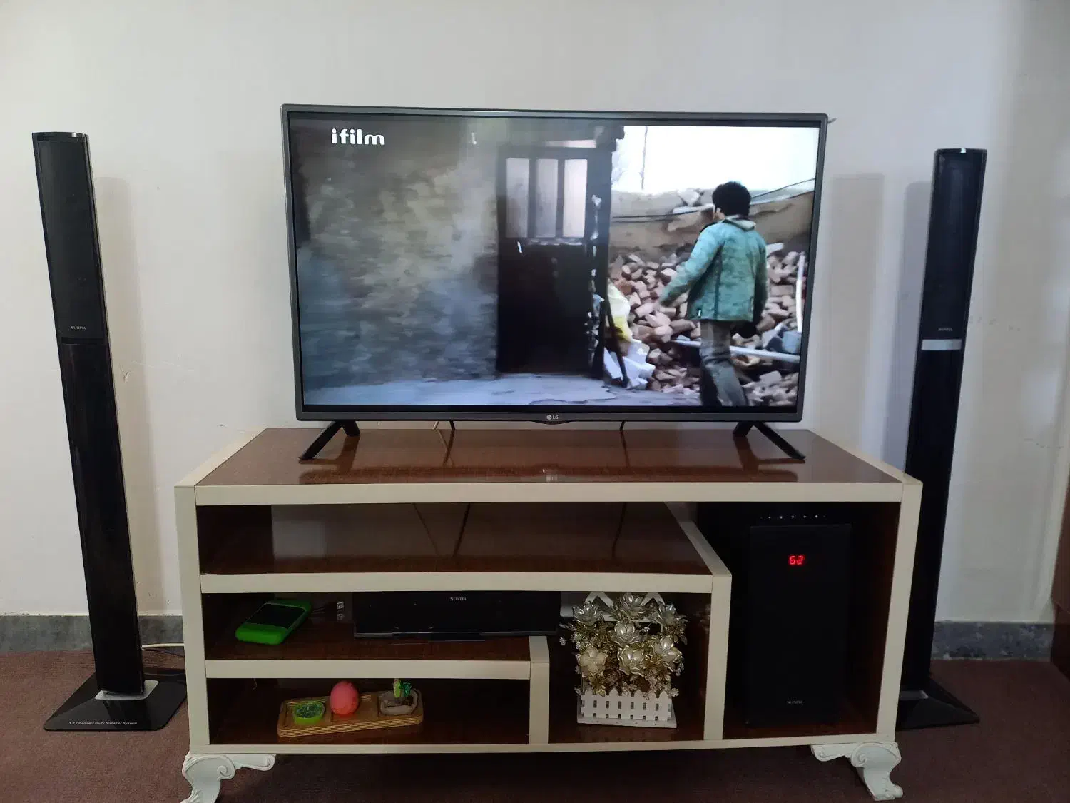 فروش تلویزیون ال ای دی  ۴۲ اینچ  LG کره اصل|تلویزیون و پروژکتور|لنگرود, |دیوار