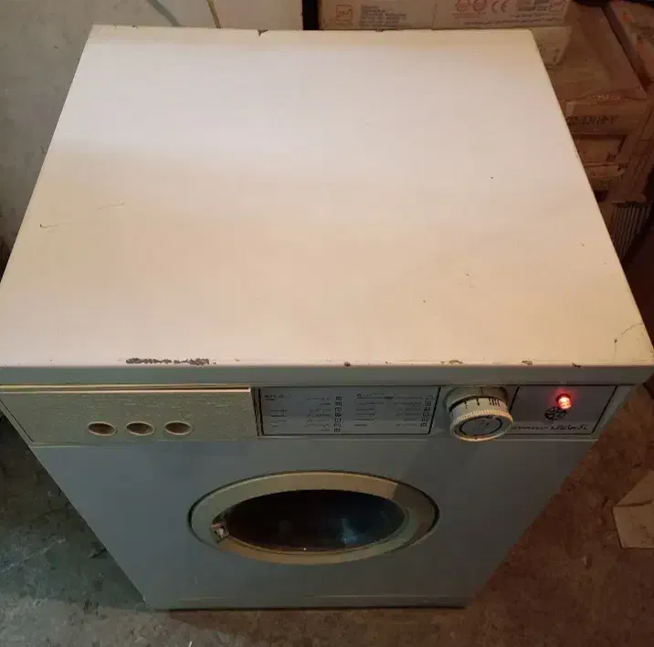 لباسشویی آزمایش|ماشین لباسشویی و خشک‌کن لباس|بروجرد, |دیوار