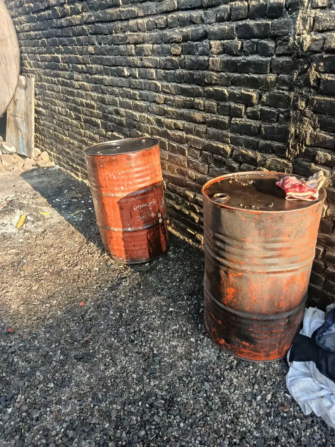 روغن سوخته|عمده‌فروشی|مشهد, خواجه ربیع|دیوار