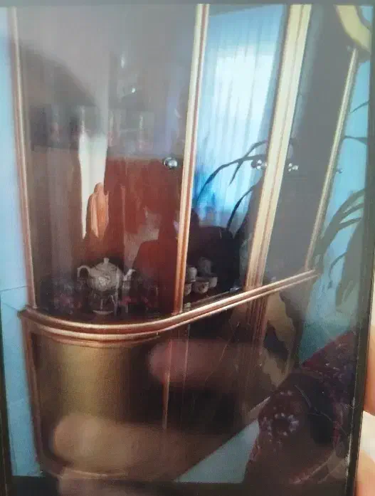 ویترین بزرگ|بوفه، ویترین، کنسول|پیر بکران, |دیوار