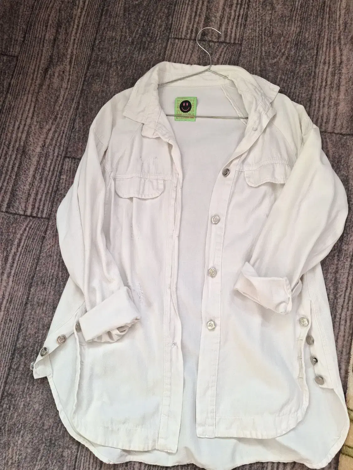 لباس|لباس|مشهد, شریف|دیوار