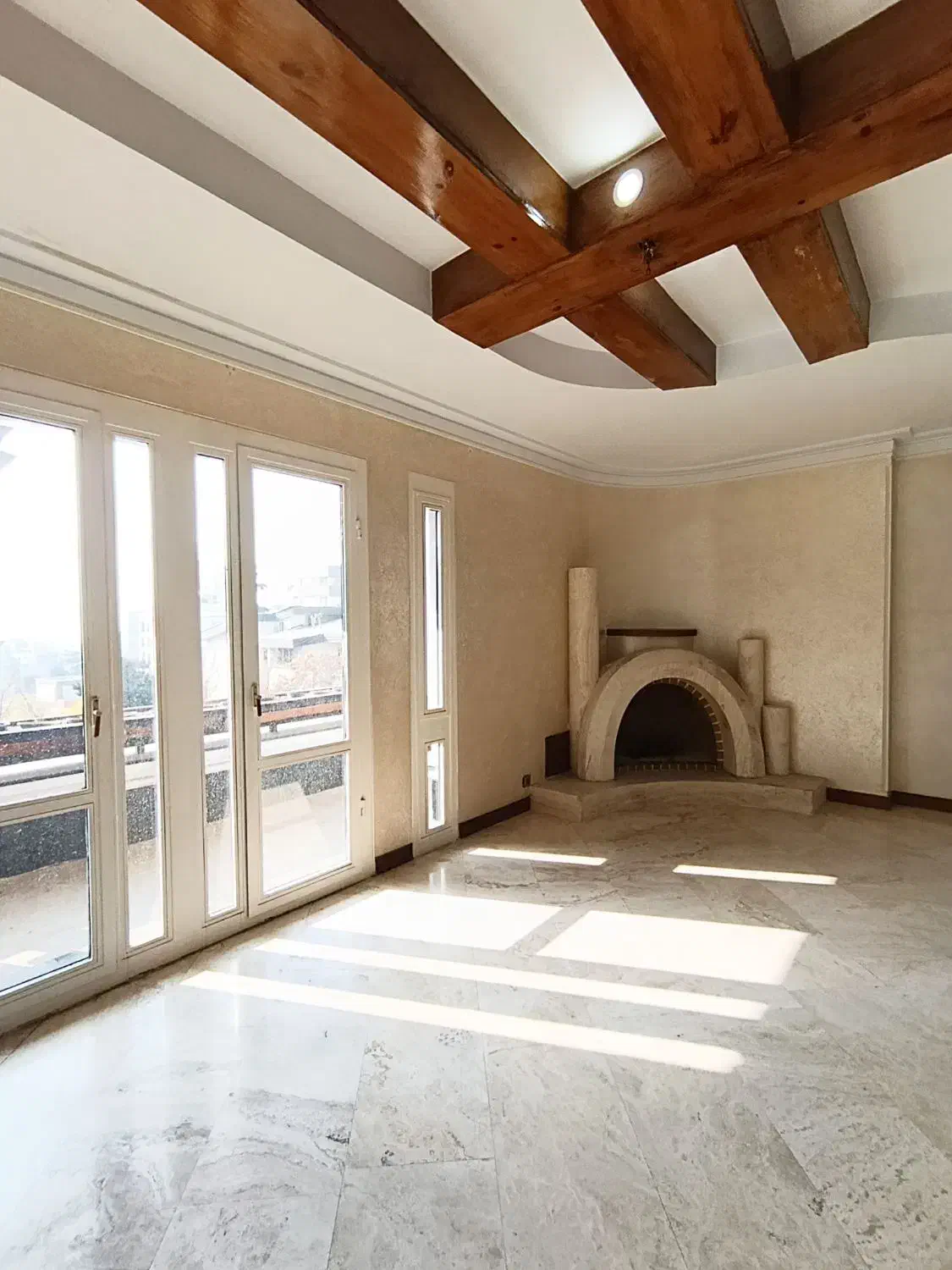 تراس چیدمان ۲۱۰ متر طبقه ۴   تاپ لوکیشن