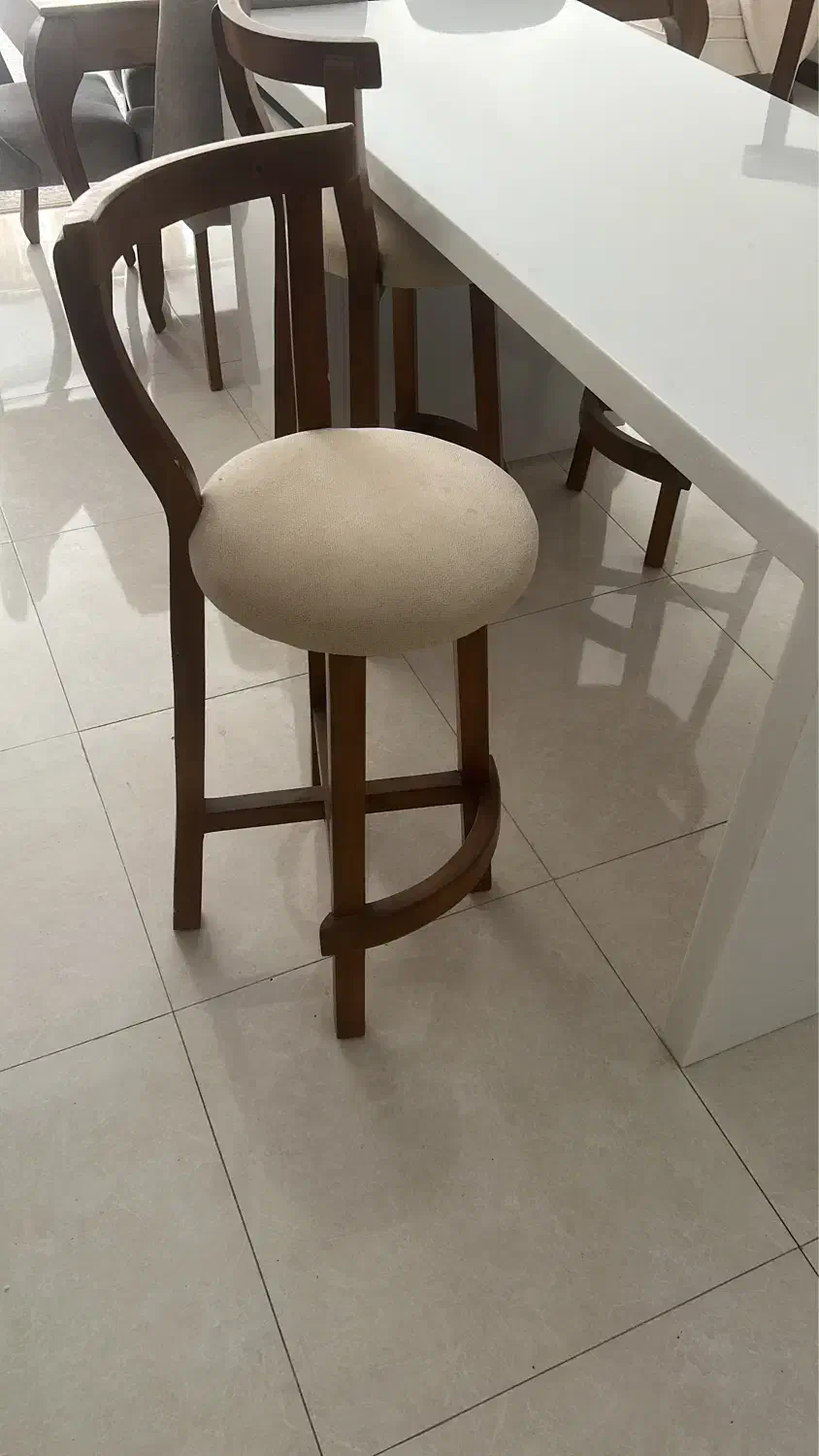 صندلی|میز و صندلی غذاخوری|شیراز, انجیره|دیوار