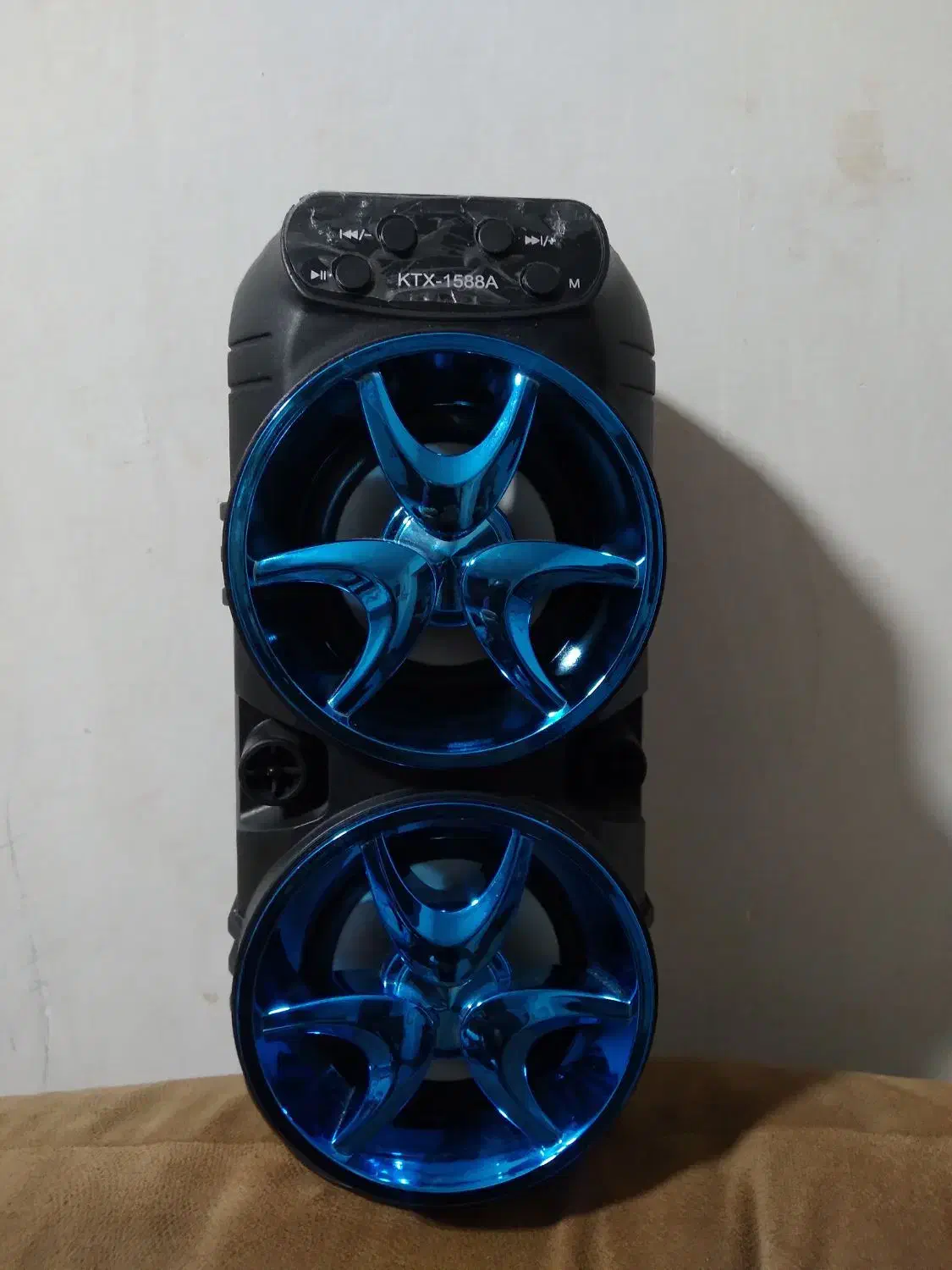 اسپیکرنو|پخش‌کننده همراه|قرق, |دیوار