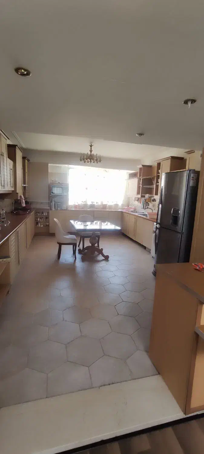 اجاره آپارتمان۲۰۰ متری والفجر و 200 متری بحرالعلوم|اجارهٔ آپارتمان|کرمان, |دیوار